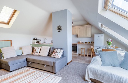 East Dereham House | Mandarin - Mileham - Three Bedroom House, Sleeps 6