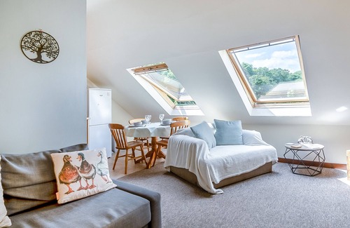 East Dereham House | Mandarin - Mileham - Three Bedroom House, Sleeps 6