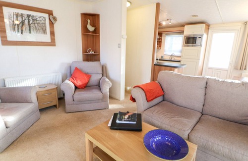 Swarland Cottage | MANDERINE LODGE, pet friendly, character holiday cottage in Felton
