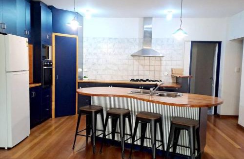 Mandurah House | Mandurah Family Resort Bunkhouse