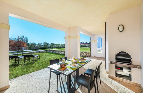 Solarolo Apartment | Manerba Resort C18 by Wonderful Italy