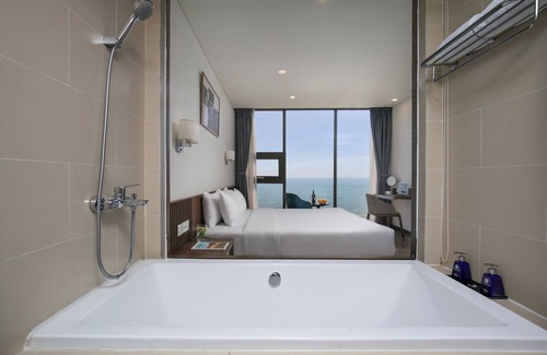 Son Tra Hotel | Mangata Beachfront Hotel