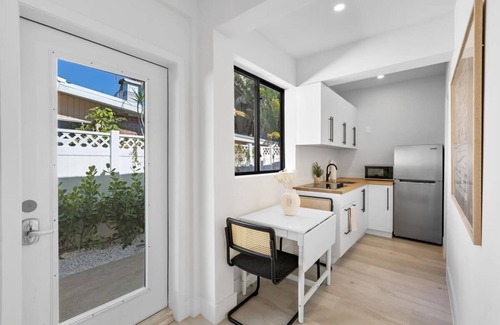 Melaleuca Gardens Apartment | Mango House Dania Beach