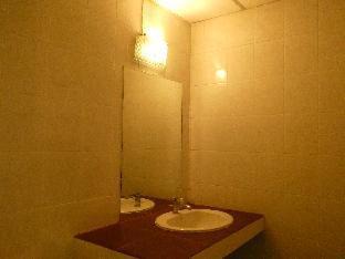 Chana Songkhram Hotel | MANGO Lagoon Place