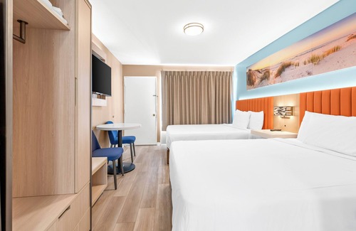 Wildwood Hotel | Mango Motel