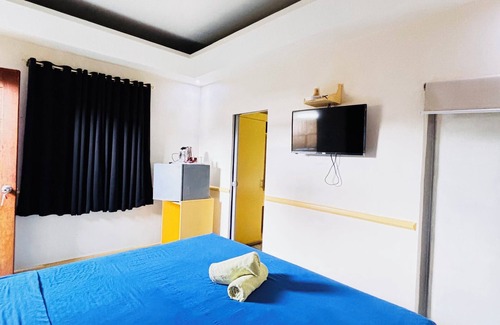 Barretto Hotel | Mango's Beachfront Resort