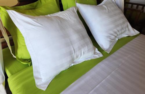 Moramanga Hotel | MANGORO HOTEl