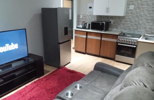Alberton House | Mangwato Royal Villa