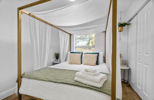 Sun Bay South House | Manhattan In South Tampa 5 Min From Bay