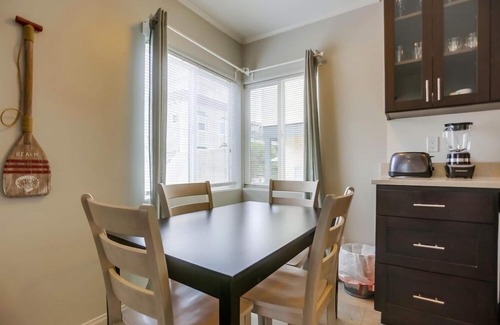Central Mission Beach Condo | Manhattan Shores 1C