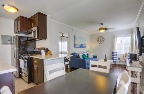 Central Mission Beach Condo | Manhattan Shores 1C
