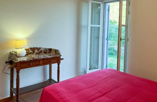 Karvelas Apartment | Mani family friendly, mountain house with parking