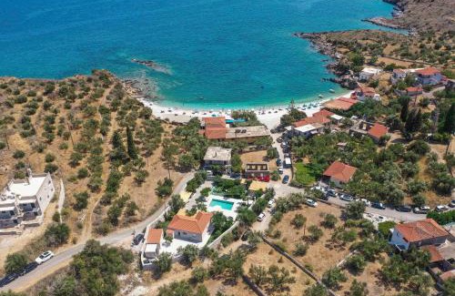 East Mani Villa | Mani Luxury Villa with Private Pool