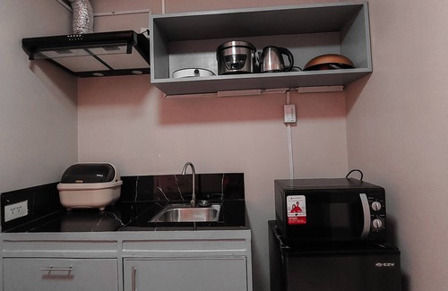 Ermita Night District Apartment | Manila Bay City View Room with Free Pool