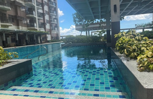 Pasay Condo | Manila Bay View - 1BR with balcony