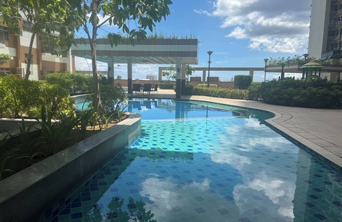 Pasay Condo | Manila Bay View - 1BR with balcony