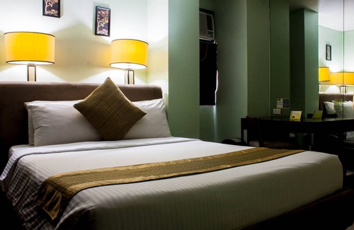 Santa Cruz Hotel | Manila Grand Opera Hotel