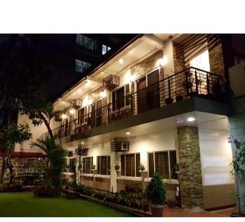 Valenzuela Bed & Breakfast | Manila Lux villa