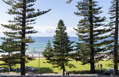 Manly Apartment | Manly Beachfront Apartment