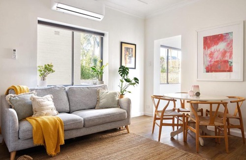 Manly Apartment | Manly Cosy Retreat - Short walk to beach