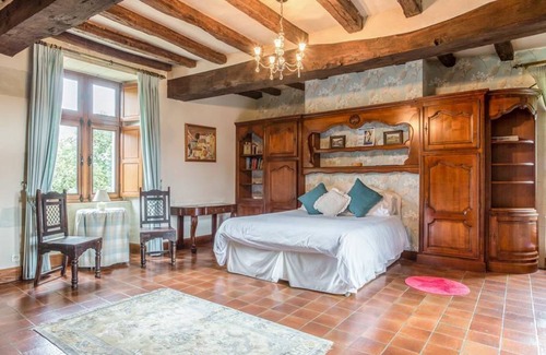 Concourson-sur-Layon Villa | Manoir De Levesque in Pays de la Loire