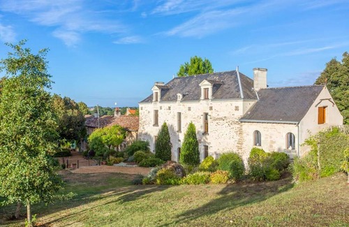 Concourson-sur-Layon Villa | Manoir De Levesque in Pays de la Loire