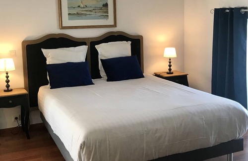La Guymauviere-La Hulotais-La Bourelais House | Manoir 1685 Saint-Malo