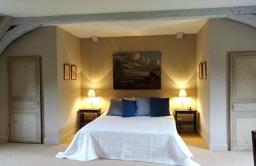 Angiens House | Manoir de Roquefort, calm and serenity at 5 km from the sea