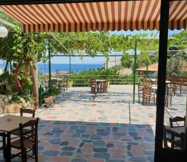 Livadi House | Manoleas Rooms to Let