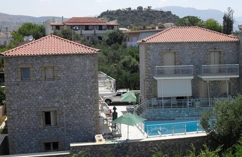 Stoupa Apartment | Manoleas Villas - Apartment 3