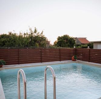Soroni Villa | Manolis Seaside Villa