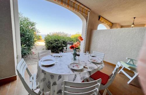 Pietrosella Apartment | Manon - Beach by foot Terrace with sea view