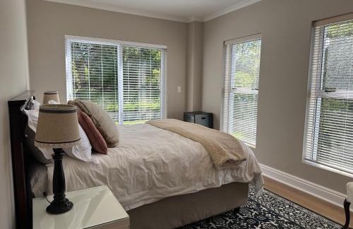 George Apartment | Manor 22
