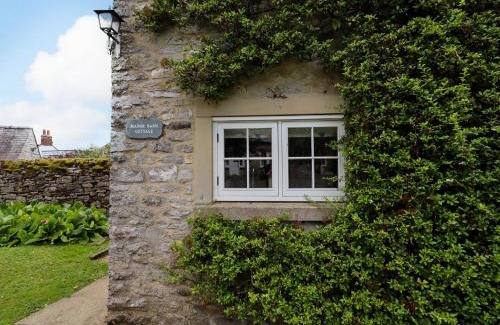 Great Longstone House | Manor Barn Cottage