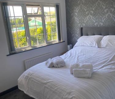 Wrafton House | Manor Close