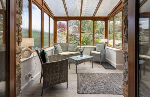 Carnforth House | Manor Farm Barn Cottage