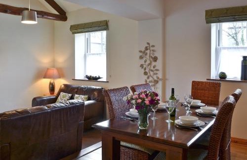 Carperby House | Manor Farm Cottage