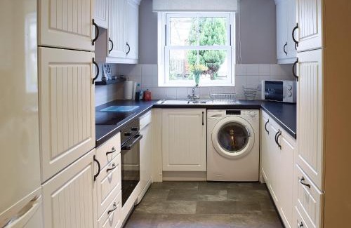 Carperby House | Manor Farm Cottage