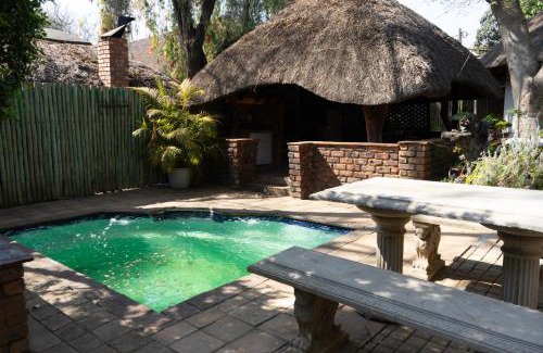 Hartbeespoort Ski Chalet | Manor House at Harties Lodge - Meerhof