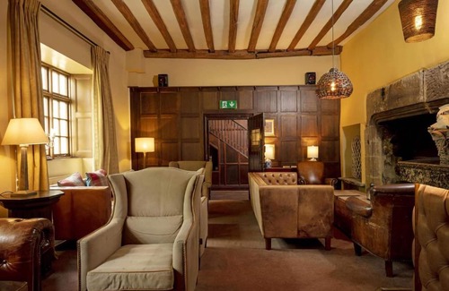 West Auckland Hotel | Manor House Hotel