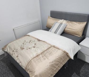 Walsall House | Manor House walsall 3
