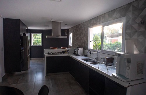 Carapicuiba House | Mansão na Granja Viana