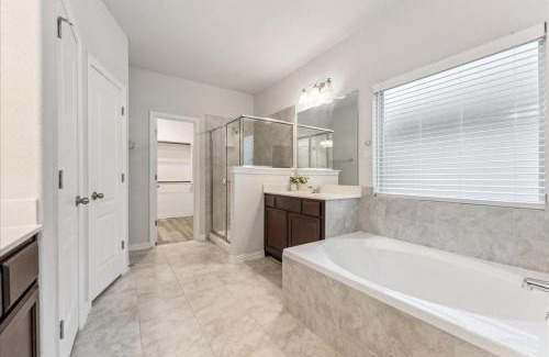 South Arlington House | Mansfield House Texas