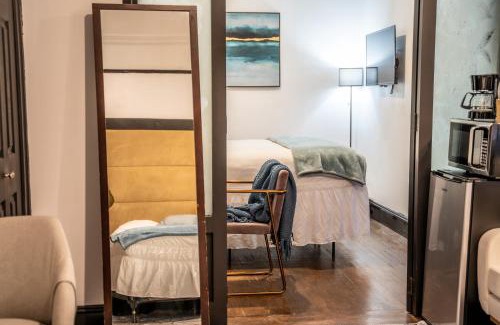 Central New York City Apartment | Mansfield