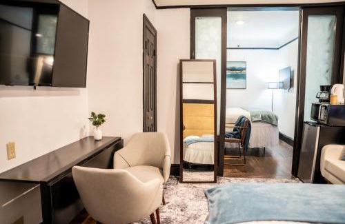 Central New York City Apartment | Mansfield