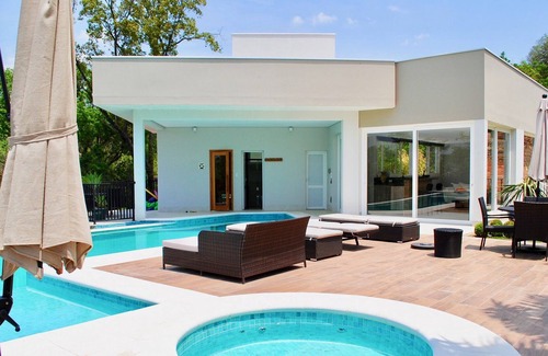 Itu House | Mansion Condominium Farm Vila Real de Itu + Kids Recreation