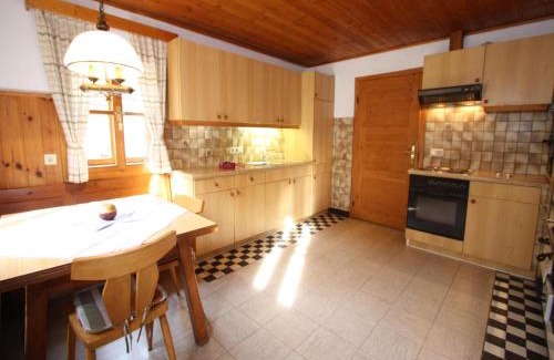 Eben im Pongau House | Mansion in Eben near Salzburger Ski Area, cleaning included