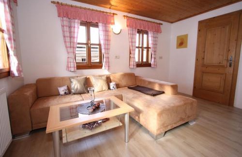 Eben im Pongau House | Mansion in Eben near Ski Salzburger Sportwelt, cleaning included
