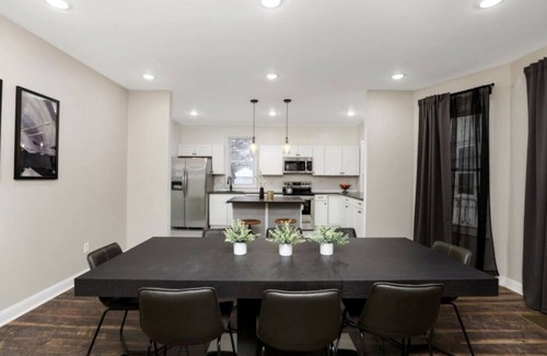 New Center Detroit House | Mansion in LaSalle Gardens