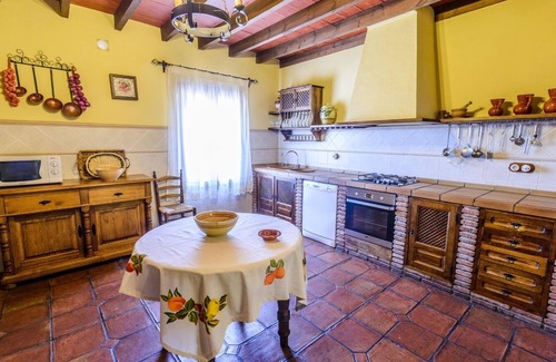 Colmenar Villa | Mansion Piedras Blancas Colmenar by Ruralidays